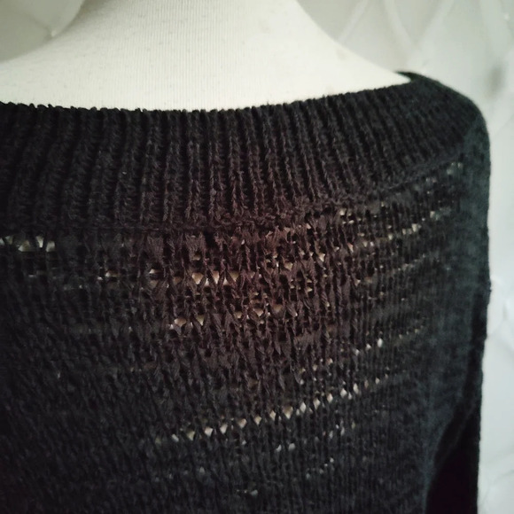 Victoria's Secret Knit Top / All Black / Size Medium - Picture 3 of 5